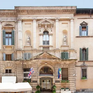 Accademia Hotel